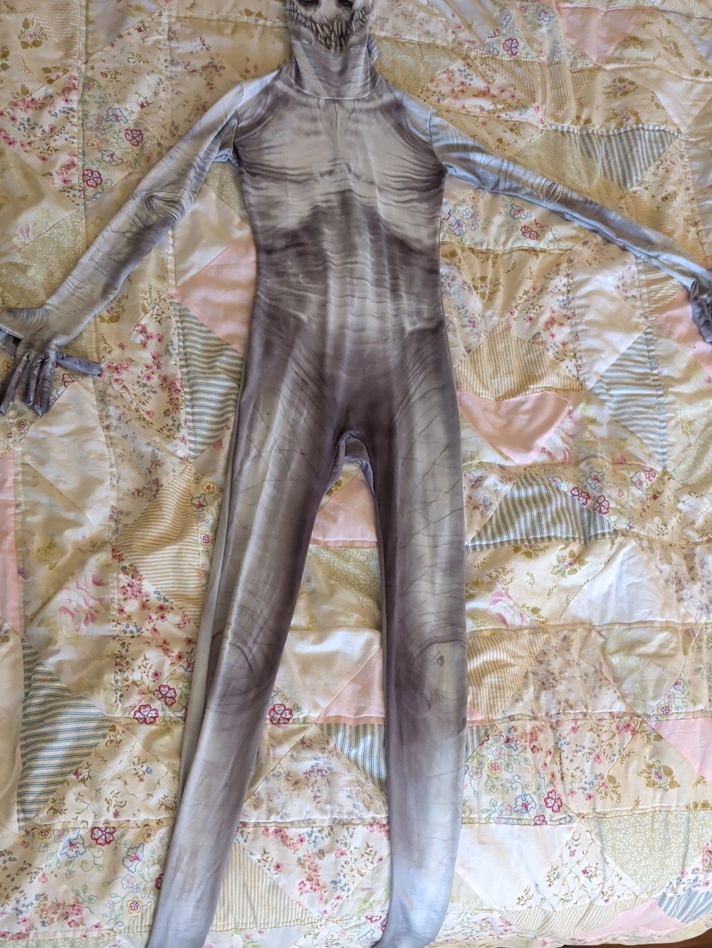 Spirit Grey Skeleton Print Kids One-Piece Footie